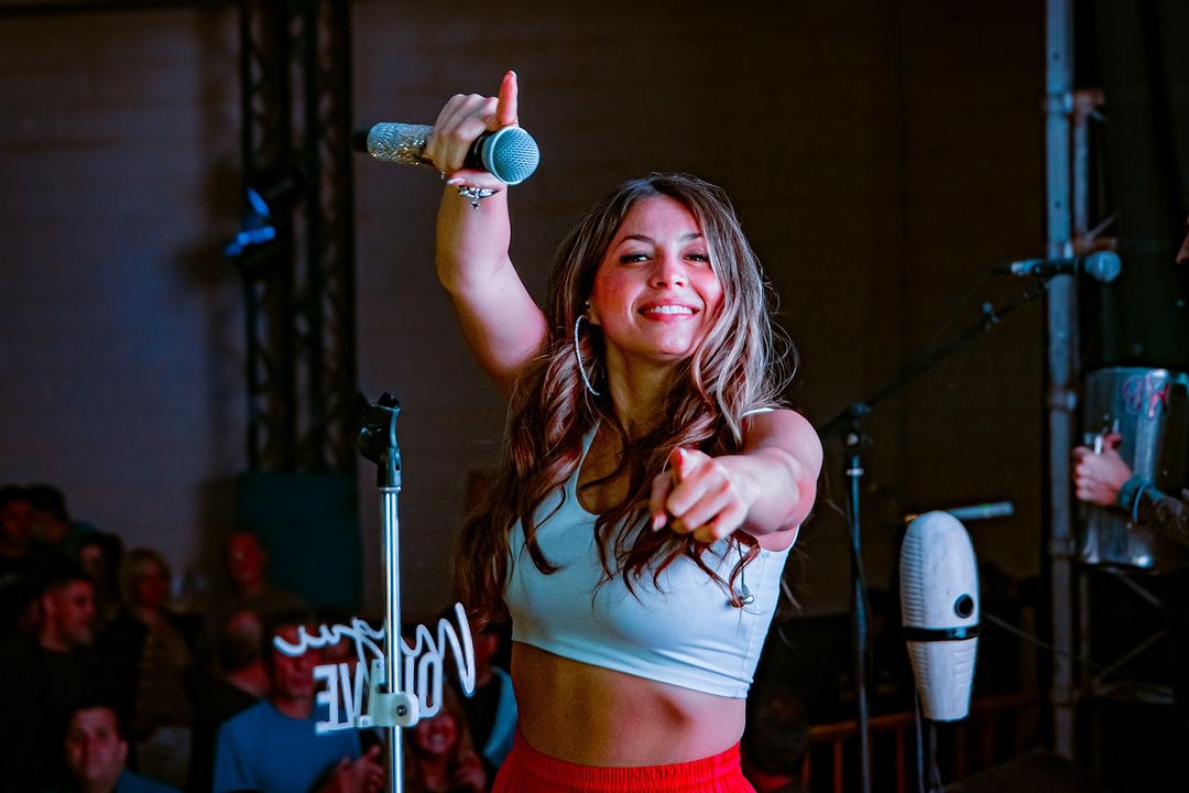 Como contratar a Magui Olave para fiestas y eventos